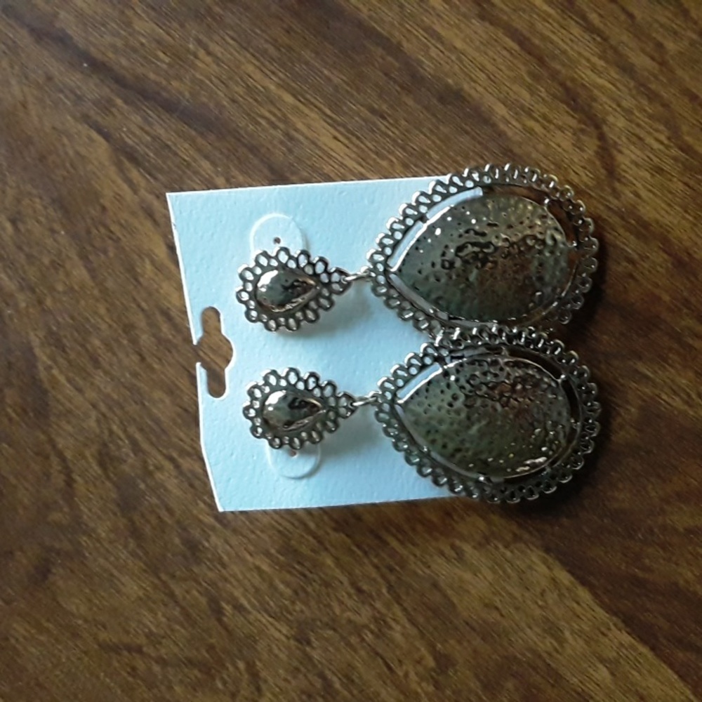 Ladies  Earrings